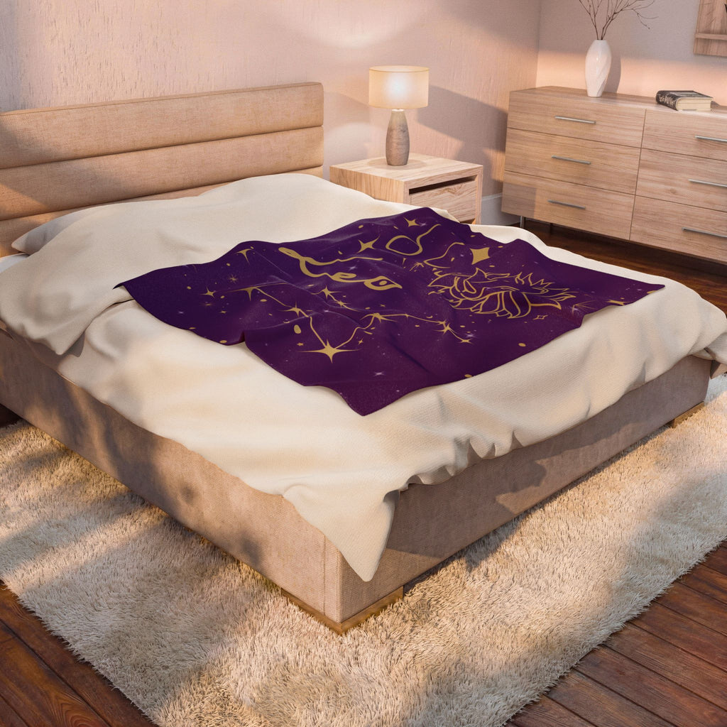 Leo Zodiac Velveteen Plush Blanket – Gold Constellation Lion Design